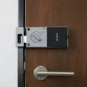 DL03 PRO Cerradura Inteligente Ezviz WiFi Apertura Huella Clave App RFID y Notificaciones Push Incluye Auto Bloqueo y Alarma Antisabotaje Gris (CS-DL03-R100-WBCP-GR)