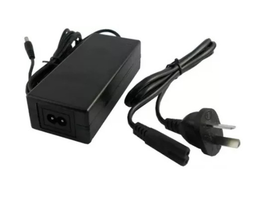 Fuente 12V 5A Switching homologada Microfast