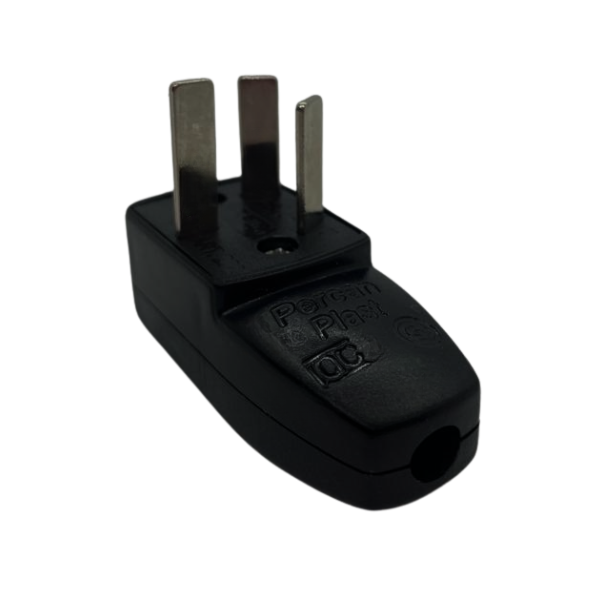Ficha macho 10A tres polos negra